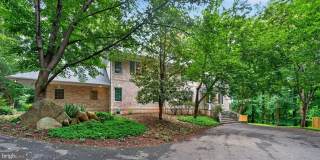 8309 OLD SEVEN LOCKS Road Gallery 55