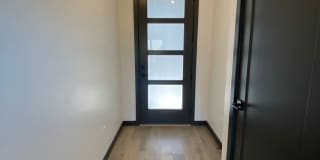 Close to Micron, 3 Bedroom 3 bath w/ a Million Dollar View! Gallery 5