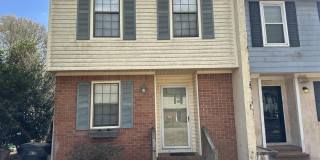 2448 Riverlook Drive Gallery 2