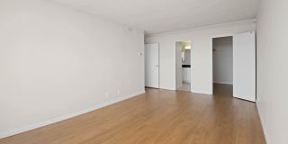 West 5th Apartments Gallery 14