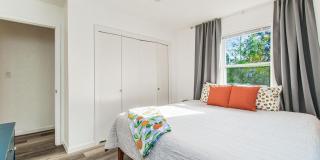 100 Mango St Gallery 13