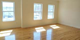 Suburban Square Apartments in the heart of Metuchen Gallery 6