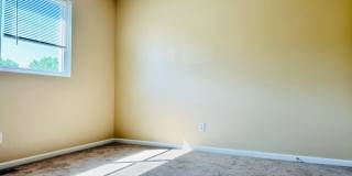 Fresh Updated Interior, Close to Fort Riley Gallery 11