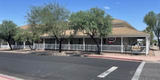 827 E LANCASTER Circle Gallery 23
