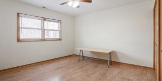 1019 S Oakley Boulevard Gallery 8