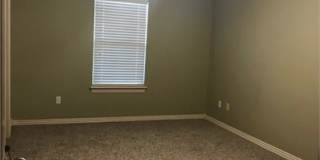 824 Oakwood Ct Gallery 11