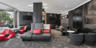 RiverHouse Gallery 76