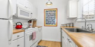 Balboa Island Coastal Charm Retreat Gallery 5