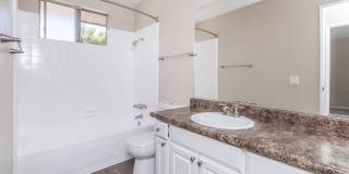 Huntington Highlander Apartment Homes Gallery 26