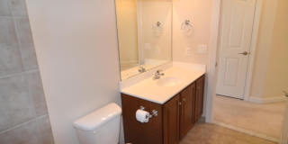 600 EDELEN STATION Place Gallery 12