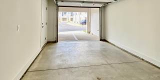 629 N Queen Street Gallery 56