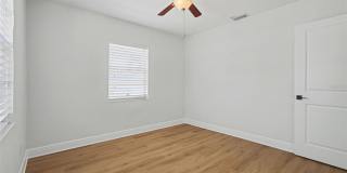 4704 W LAWN AVENUE Gallery 22
