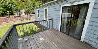Cute 3 Bedroom, 1 Bathroom House on Sunset Hill! Gallery 26