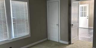 410 1/2 Ohio Avenue Gallery 4