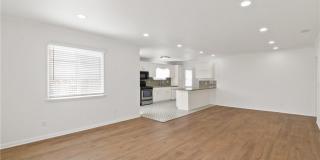 4232 Walnut Gallery 8