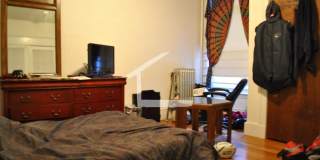 Nicely renovated 4 bed unit near BU and the Green Line. Gallery 8