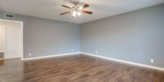 Apartment Complex Near SoFi Stadium with Pool, BBQ Area, Gym and Parking. Gallery 12