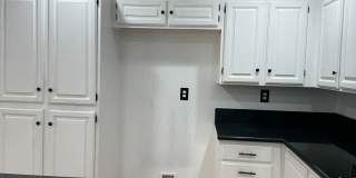 Stunning 3 Bed 3 Bath Duplex in Placentia with Open Floor Plan and Vaulted Ceilings. Gallery 25