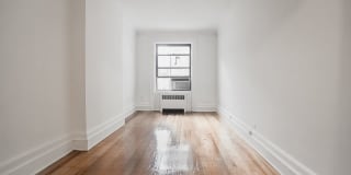 51 East 74th Street Gallery 1