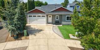 Newer 3 Bedroom 2 Bathroom Home in a Nice Neighborhood Gallery 1