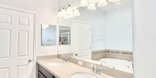 8305 Deerland Bluff Lane Gallery 47