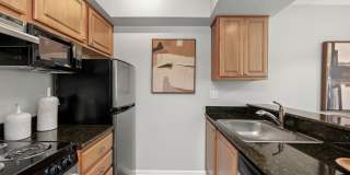 Versailles on the Lakes Oakbrook Gallery 37