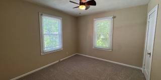 Adorable 2/1 Bungalow in Murray Hill Ready Now! Gallery 19