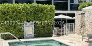 5875 Collins Ave Gallery 22