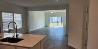 ****TWO WEEKS FREE**** Spacious 3BR Home in Quiet Jacksonville Neighborhood Gallery 4