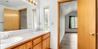 3BR/2.5BA Two-Story Home in Bethany/NW Portland — Expansive Backyard Deck, Fully Fenced Yard & 2-Car Garage Gallery 18