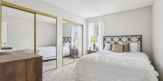 Lakeside Glen Gallery 29