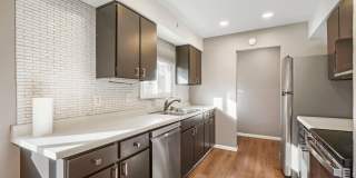 1087 Whitney Drive Gallery 1