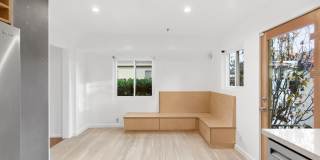 Beautiful 3 Bed + 2 Bath House + Front & Back Yard, Garage, Driveway Gallery 9