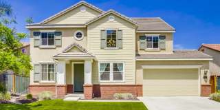 Beautiful Sky Ranch home with Spectacular Views! Gallery 1