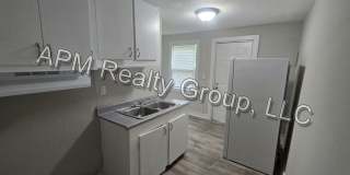 Renovated house in downtown Columbia Gallery 11
