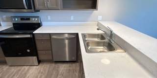 Plaza 93 West Apartments Gallery 5