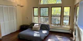 410 N Mill Street Gallery 10