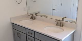 Luxury Town Home - Williamson County - End Unit Gallery 10