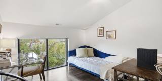 261 S Limestone Gallery 27