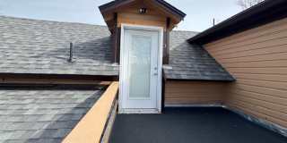 RENOVATED UPSTAIRS 2 BEDROOM HOME- FULL PRIVATE UPPER LEVEL RENOVATED UPSTAIRS 2 BEDROOM HOME- FULL PRIVATE UPPER LEVEL Gallery 4