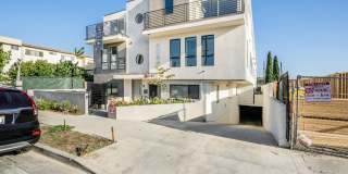 Townhouse in East Hollywood w/ Parking & Private Rooftop Deck! Gallery 11