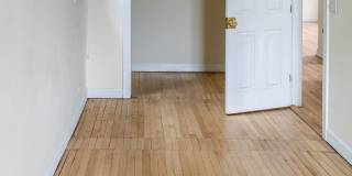 2318 North Southport Ave. Apt. Gallery 18