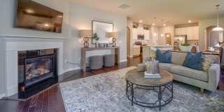 Room in 4 Bedroom Home at Kennerly Ctr Dr Gallery 1