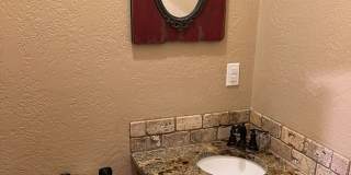 ** Spacious Retreat in Terra Estates II ** Gallery 21