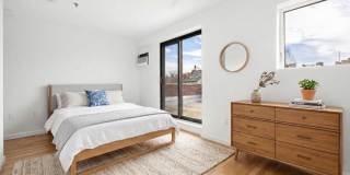 125 BERGEN Street Gallery 5
