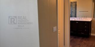 Ideal Layout! 4 Bedroom Home with Main Floor Bed/Bath & Open Loft Gallery 54