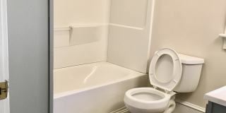 1101 West 4th Street Gallery 16