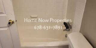 Spacious 5BR/3BA Split-Level Home | Bonus Room | Hardwood Floors | Stone Mountain Gallery 21
