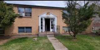 Bright Ground-Level 2-Bedroom 1-Bathroom Apartment Located in Goldsmith Neighborhood. Gallery 1