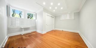 1818 Lyon Street Gallery 17